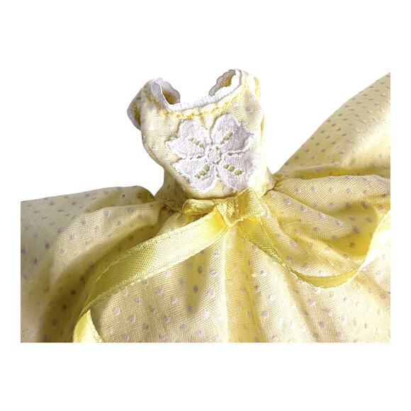 Swiss Dot Dress For Barbie Doll Yellow Flower Applique Sleeveless Lined Party - Picture 2 of 6